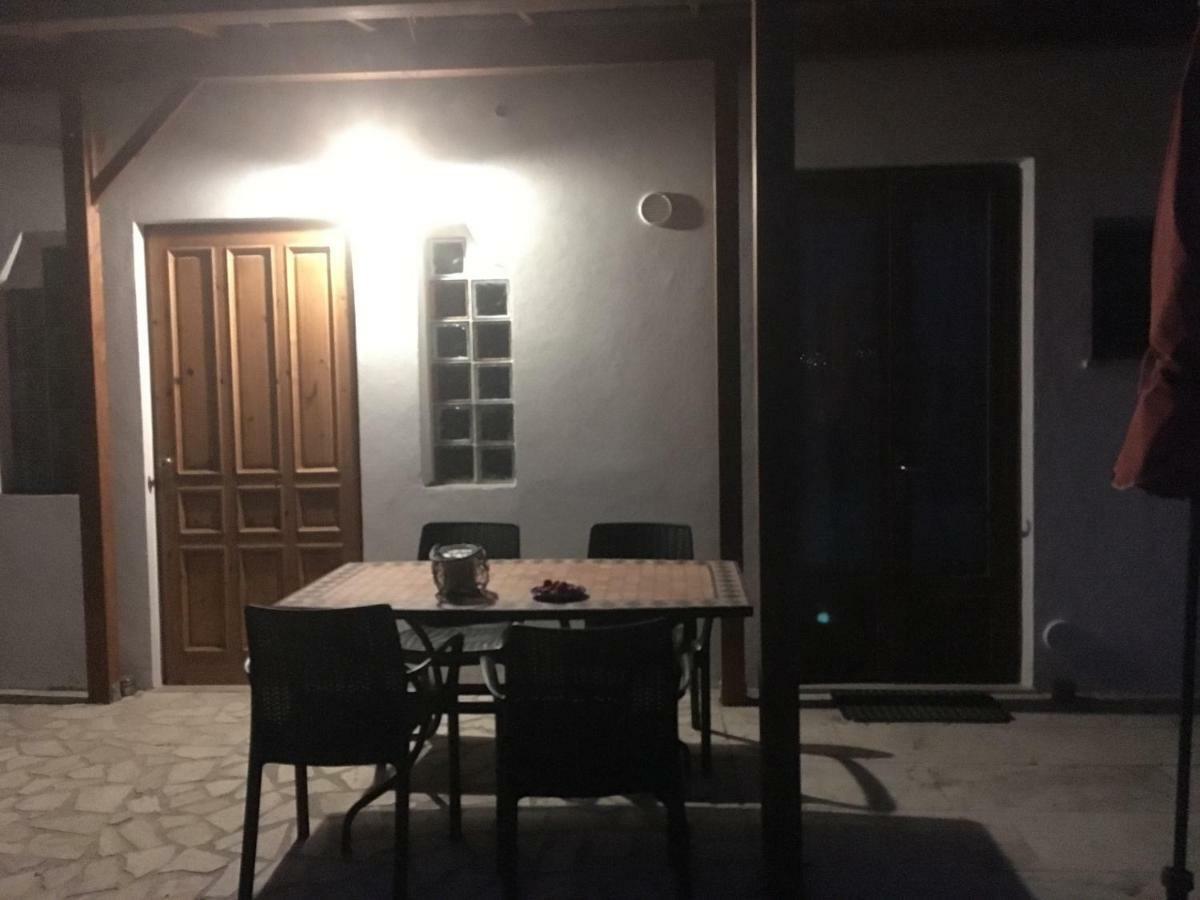 Casa Cologna B&B Roseto Degli Abruzzi Exterior foto